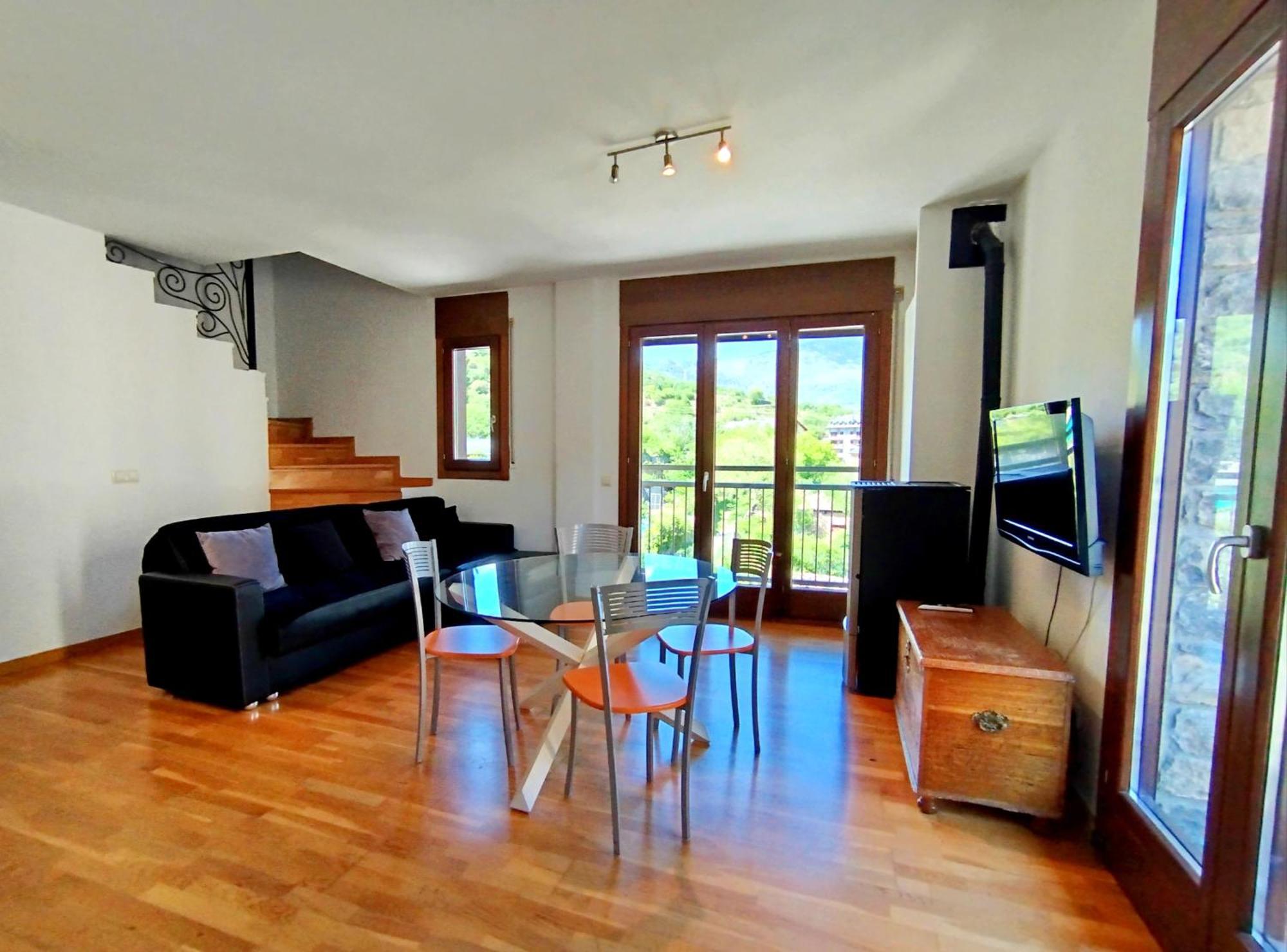 Apartaments Sort Pirineus Kültér fotó