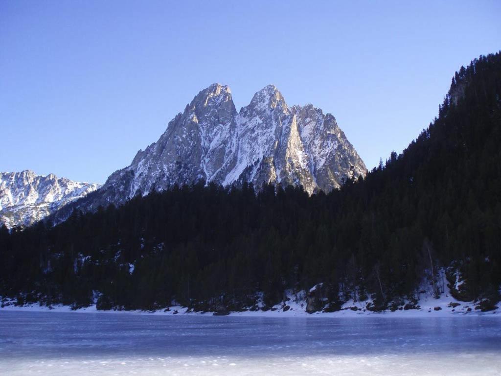 Apartaments Sort Pirineus Kültér fotó